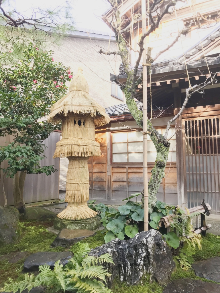 雪吊り作業 | (有)兼六造園 石川県金沢市の造園業 庭造り,作庭